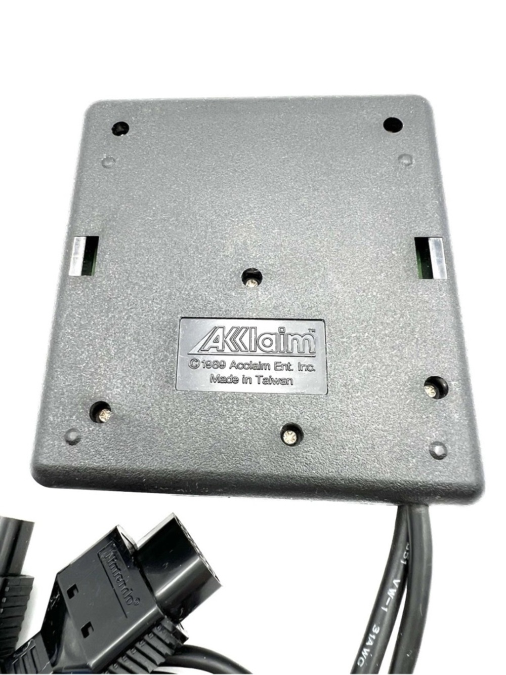 1989 ACCLAIM SENSOR FOR NINTENDO NES WIRELESS CONTROLLERS. - Picture 5 of 7